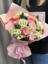Букет нежные объятья в Калашниково Букет цветов из: Гвоздики, Розы и Хризантемы в Калашниково