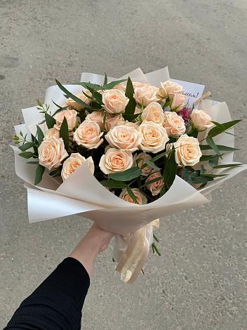 Букет Кремовые розы Латте в Калашниково